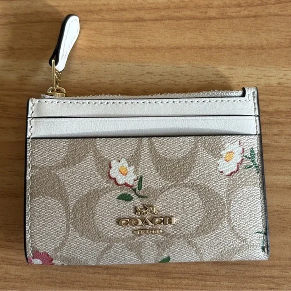 Mini Signature ID case ~ Ditsy Print - Picture 4 of 5